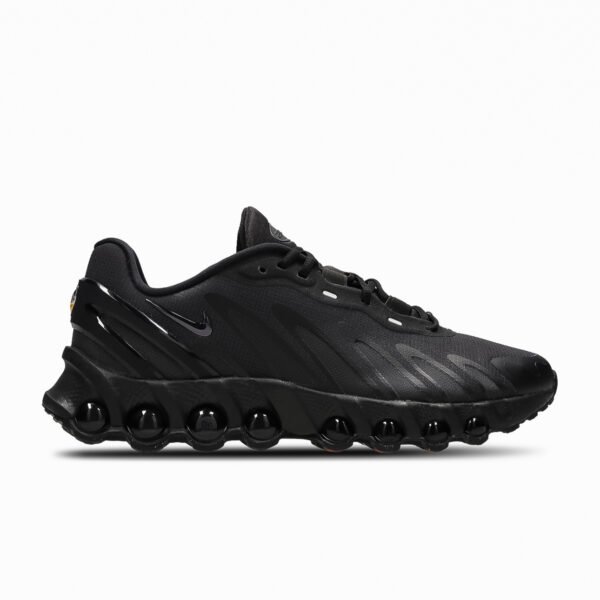 Nike Dn 8 Triple Black