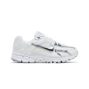 Nike Vomero 5 Chrome Toe
