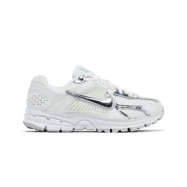 Nike Vomero 5 Chrome Toe